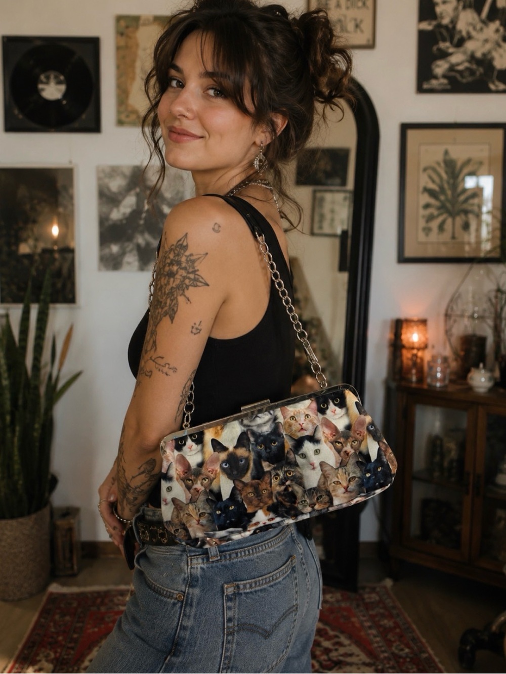 Cat Lady Box Chain-Handle Shoulder Bag with cats 🐈